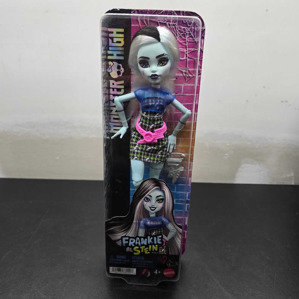 Mattel Monster High Frankie Stein G3 Fashion Doll HRC12 New In Box